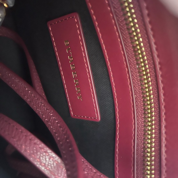 NWT!!! BRAND NEW BURBERRY CROSSBODY - Picture 6 of 6